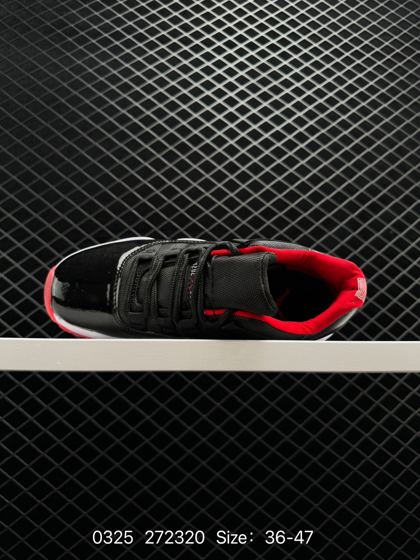 Air Jordan 11 Retro Low “Concord Bred”